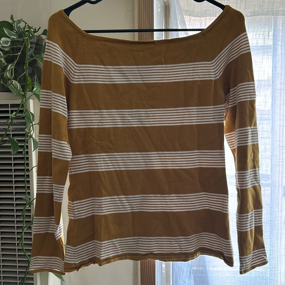 H&M Gold and White Striped Sweater - Picture 2 of 5